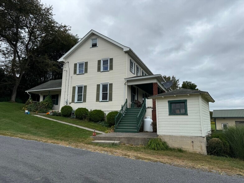 4407 Burket Rd, Tyrone, PA à vendre - Photo du bâtiment - Image 3 de 43