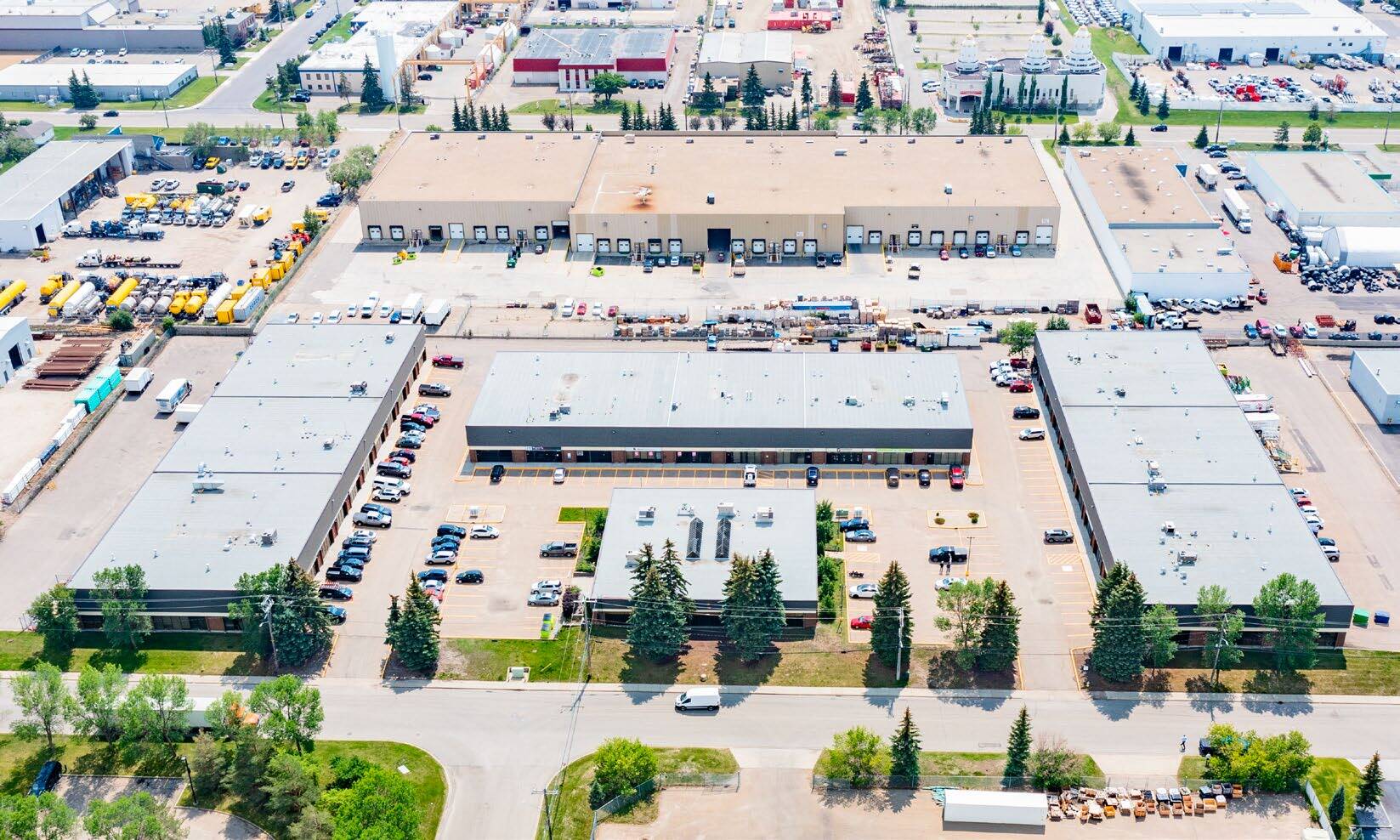 9523-9539 41st Ave, Edmonton, AB for lease Building Photo- Image 1 of 9