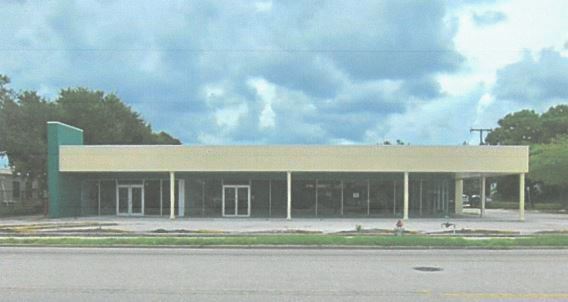 1717-1721 9th St W, Bradenton, FL for lease Building Photo- Image 1 of 4