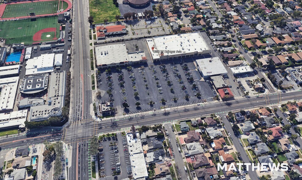 1308-1414 W Edinger Ave, Santa Ana, CA à louer - Photo du bâtiment - Image 2 de 4