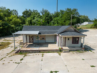 More details for 1512 S 2nd St, Leavenworth, KS - Specialty for Sale