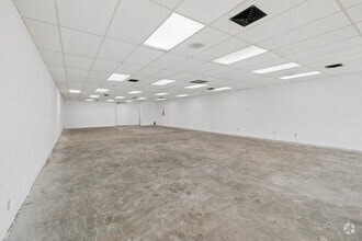 6003 Bellaire Blvd, Houston, TX à louer Photo intérieure- Image 2 de 3
