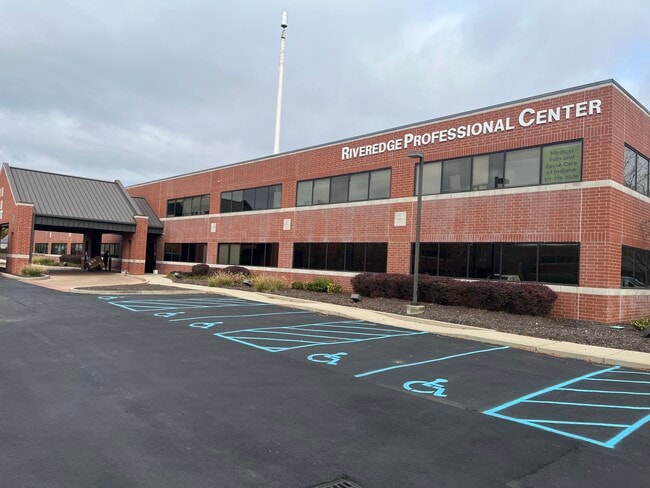 More details for 18077 River Rd, Noblesville, IN - Office for Lease