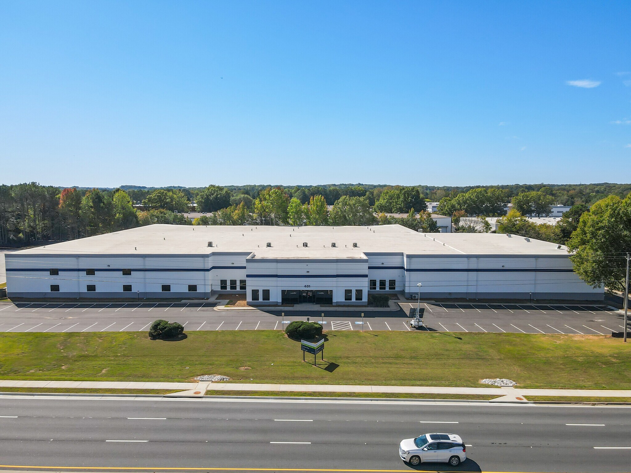 401 Thornton Rd, Lithia Springs, GA à louer Aérien- Image 1 de 9