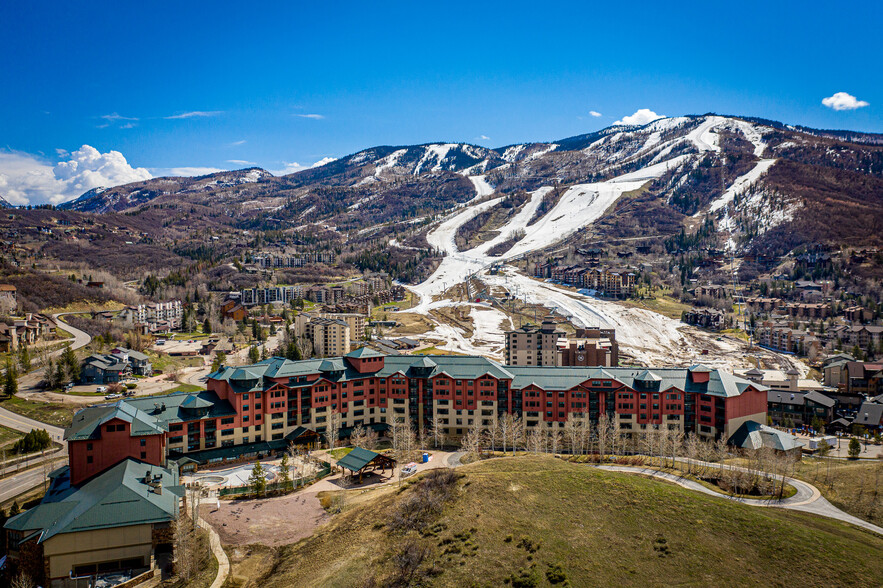 2300 Mount Werner Cir, Steamboat Springs, CO à vendre - Photo du bâtiment - Image 1 de 1