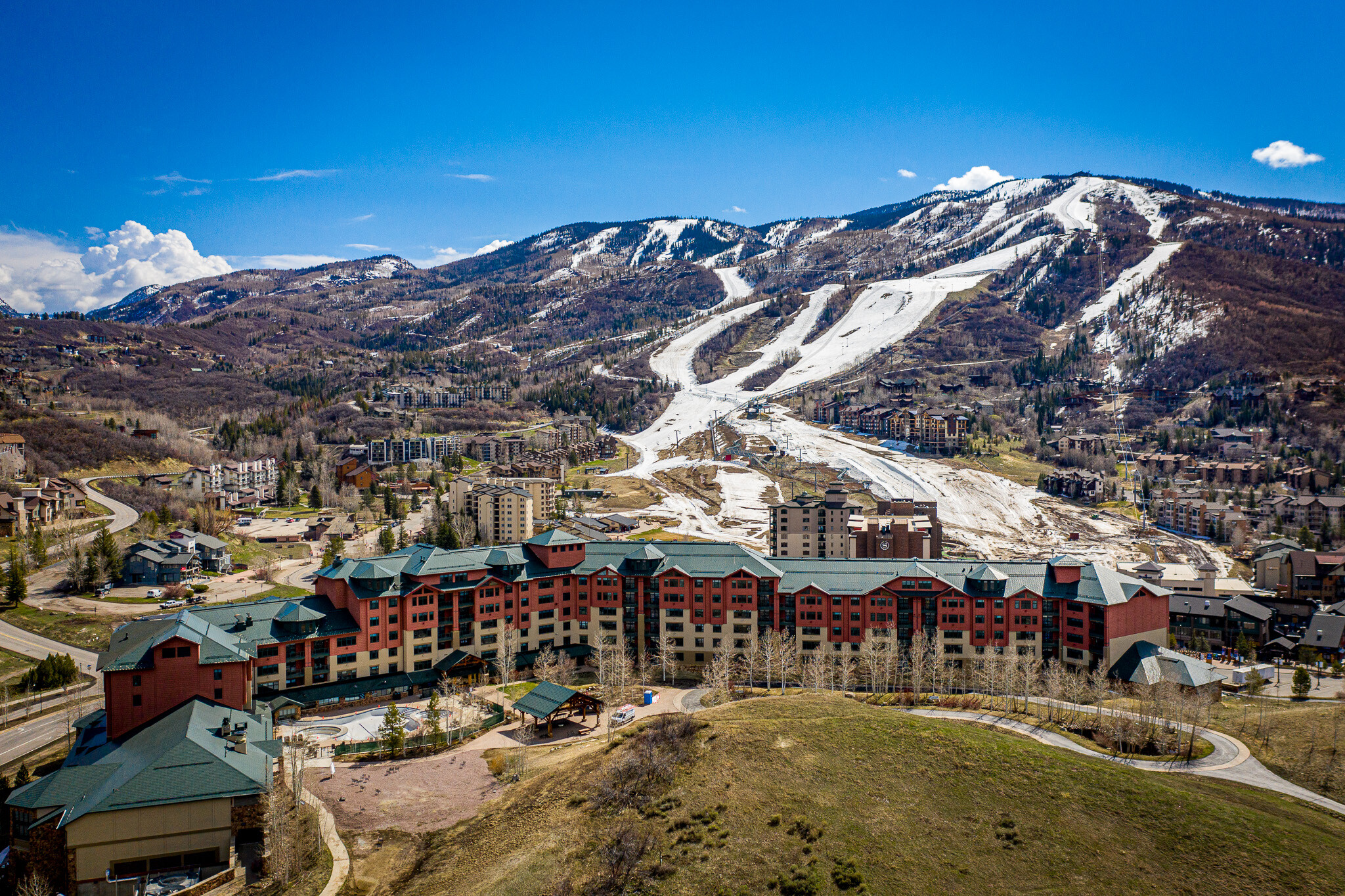 2300 Mount Werner Cir, Steamboat Springs, CO à vendre Photo du bâtiment- Image 1 de 1