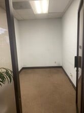 2101 S El Camino Real, Oceanside, CA for lease Building Photo- Image 1 of 2