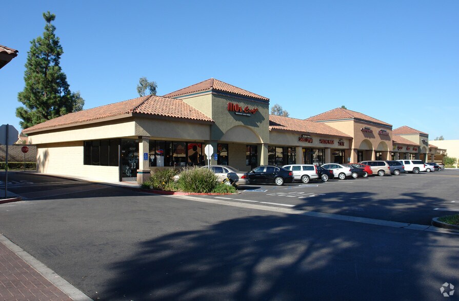 5221-5291 Mission Oaks Blvd, Camarillo, CA à louer - Photo principale - Image 2 de 8