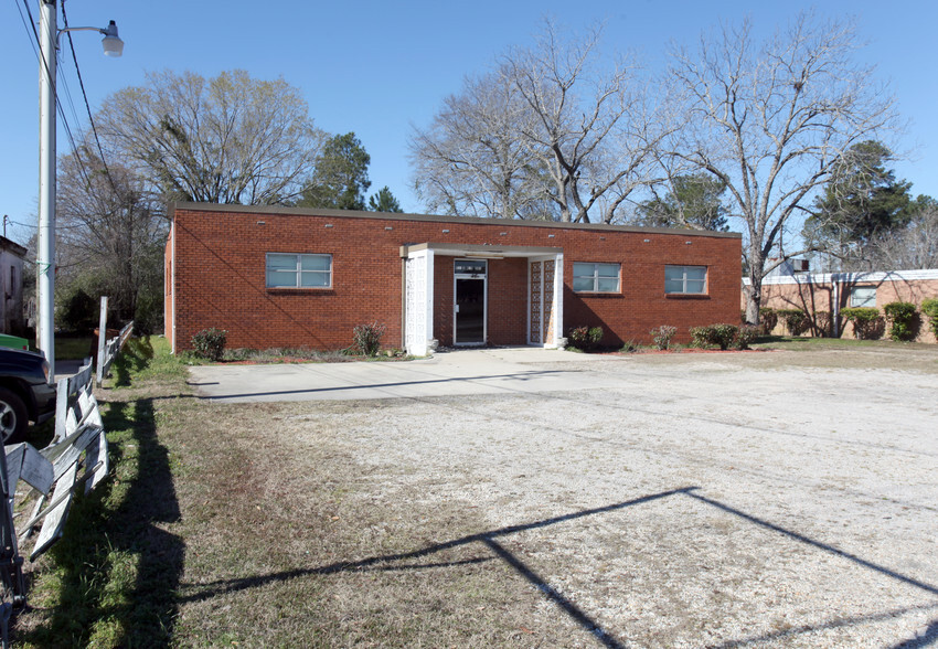 1108 S Main St, Marion, SC for lease - Primary Photo - Image 1 of 2