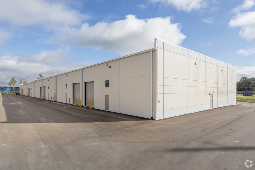 4465 Collins Rd, Jacksonville, FL for lease - Building Photo - Image 2 of 5