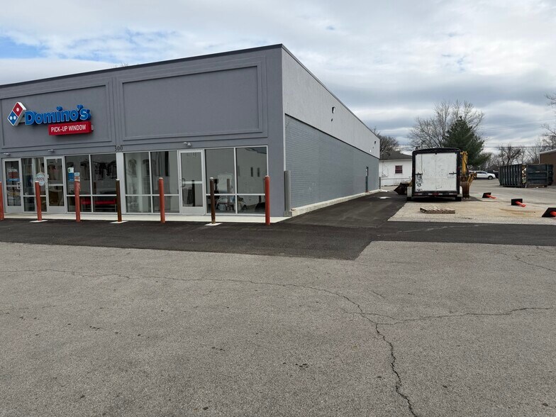 300 W Main St, Lebanon, KY for lease - Building Photo - Image 2 of 6