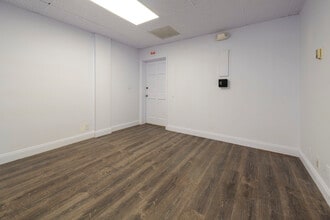 3801 N University Dr, Sunrise, FL à louer Photo intérieure- Image 2 de 9