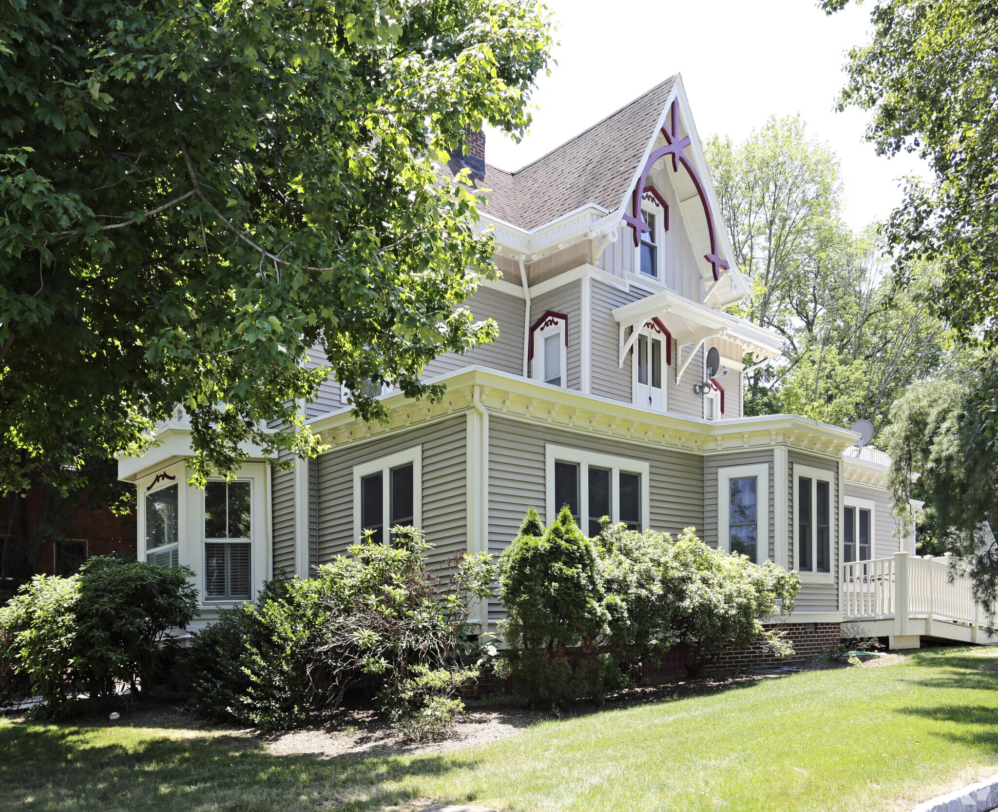 331 Main St, Chatham, NJ à vendre Photo du bâtiment- Image 1 de 5