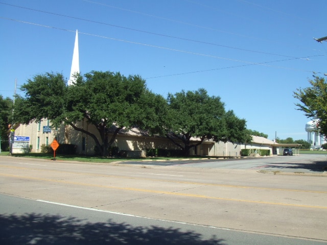 1919 S Collins St, Arlington, TX for sale Primary Photo- Image 1 of 51