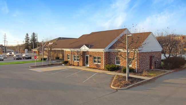 Plus de détails pour 176 Lovell Ave, Ebensburg, PA - Commerce de détail à vendre