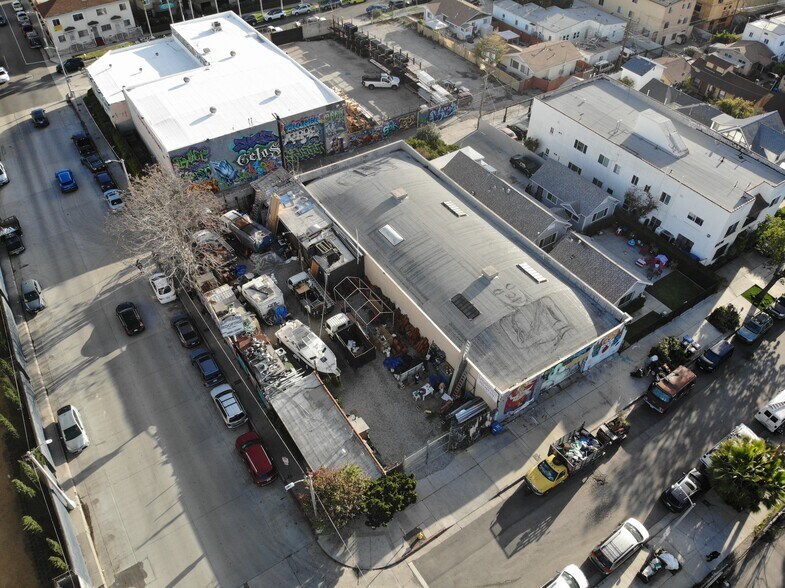 1015 N Gower St, Los Angeles, CA à vendre - Photo du bâtiment - Image 3 de 8