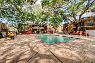 Plus de détails pour 708 Alabama St, Katy, TX - Multi-résidentiel à vendre