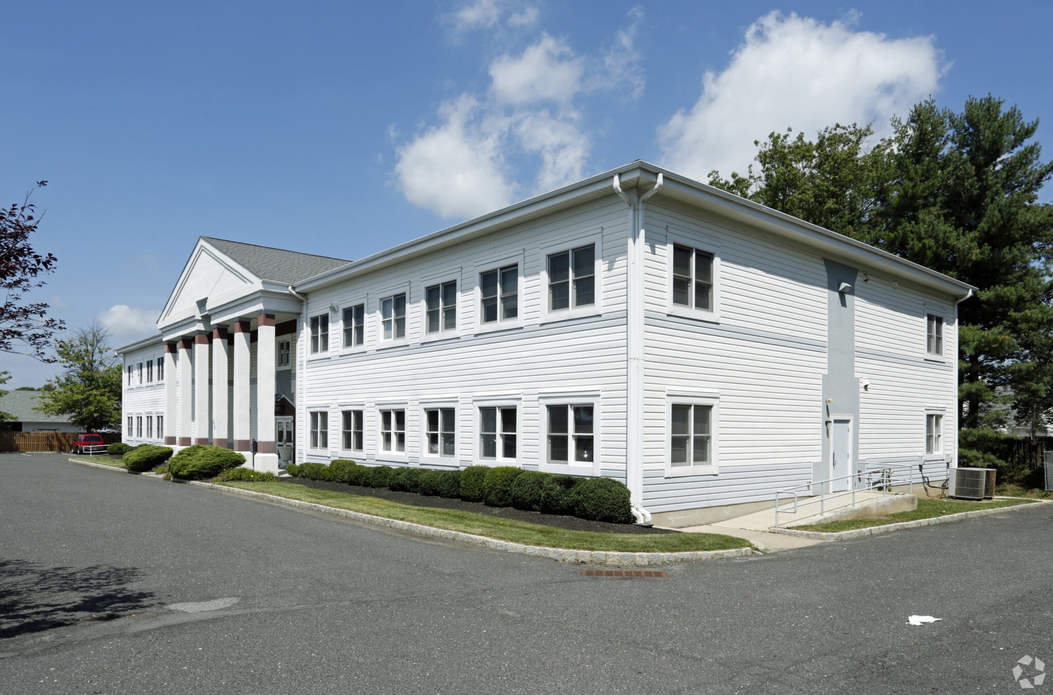 239 Prospect Plains Rd, Monroe Township, NJ for lease Primary Photo- Image 1 of 28