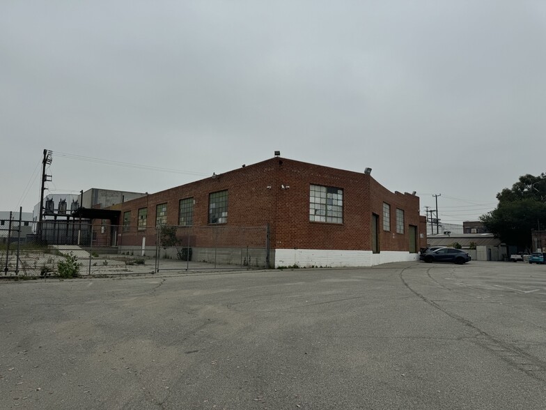 2345 S Santa Fe Ave, Los Angeles, CA for lease - Building Photo - Image 3 of 8