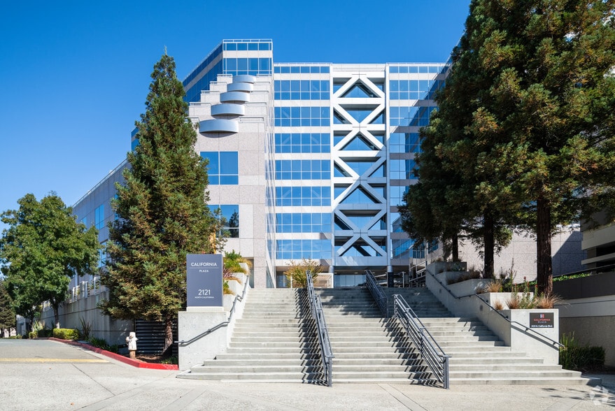 2121 N California Blvd, Walnut Creek, CA for lease - Building Photo - Image 3 of 40