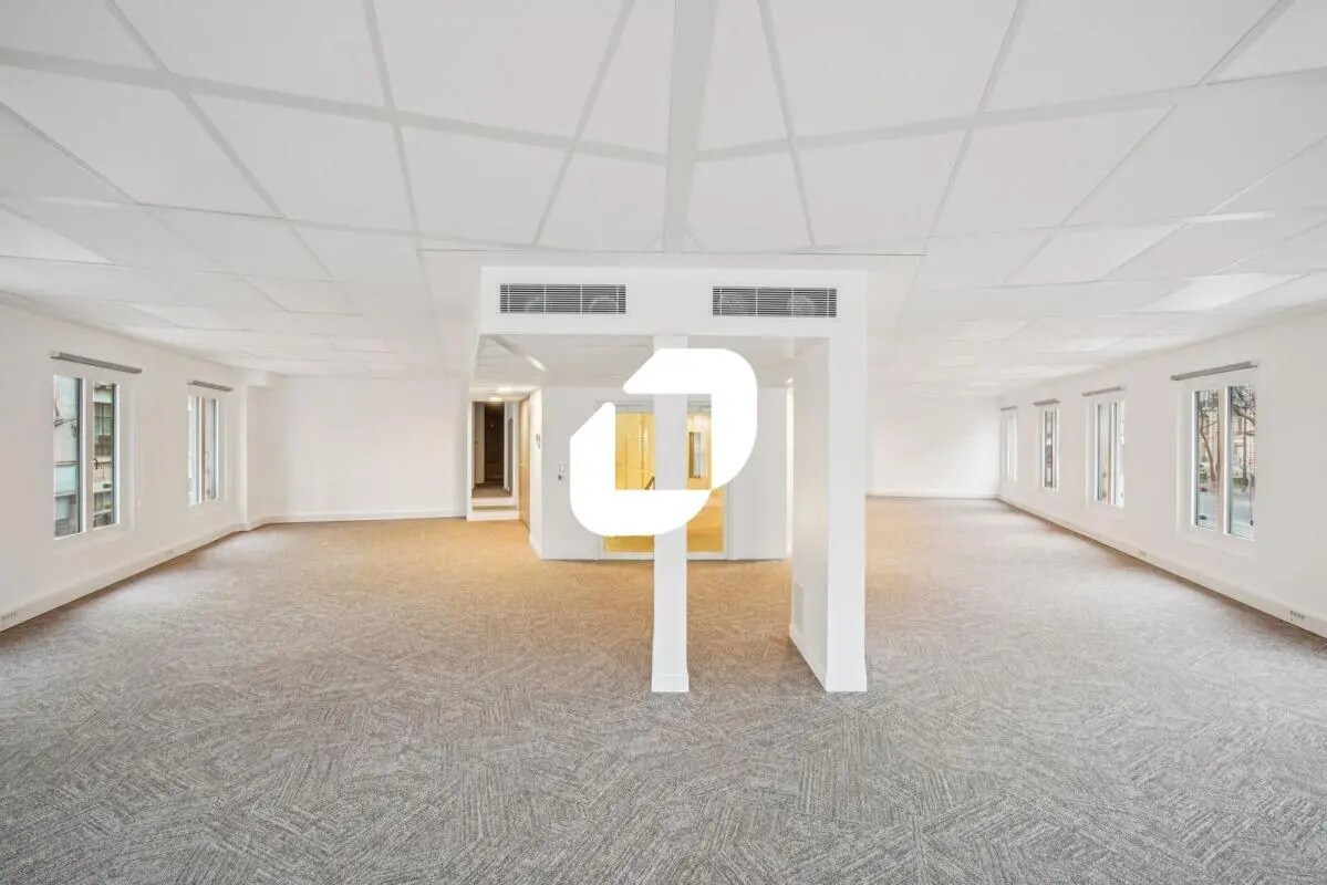 82 Avenue Marceau, Paris à louer Photo intérieure- Image 1 de 17