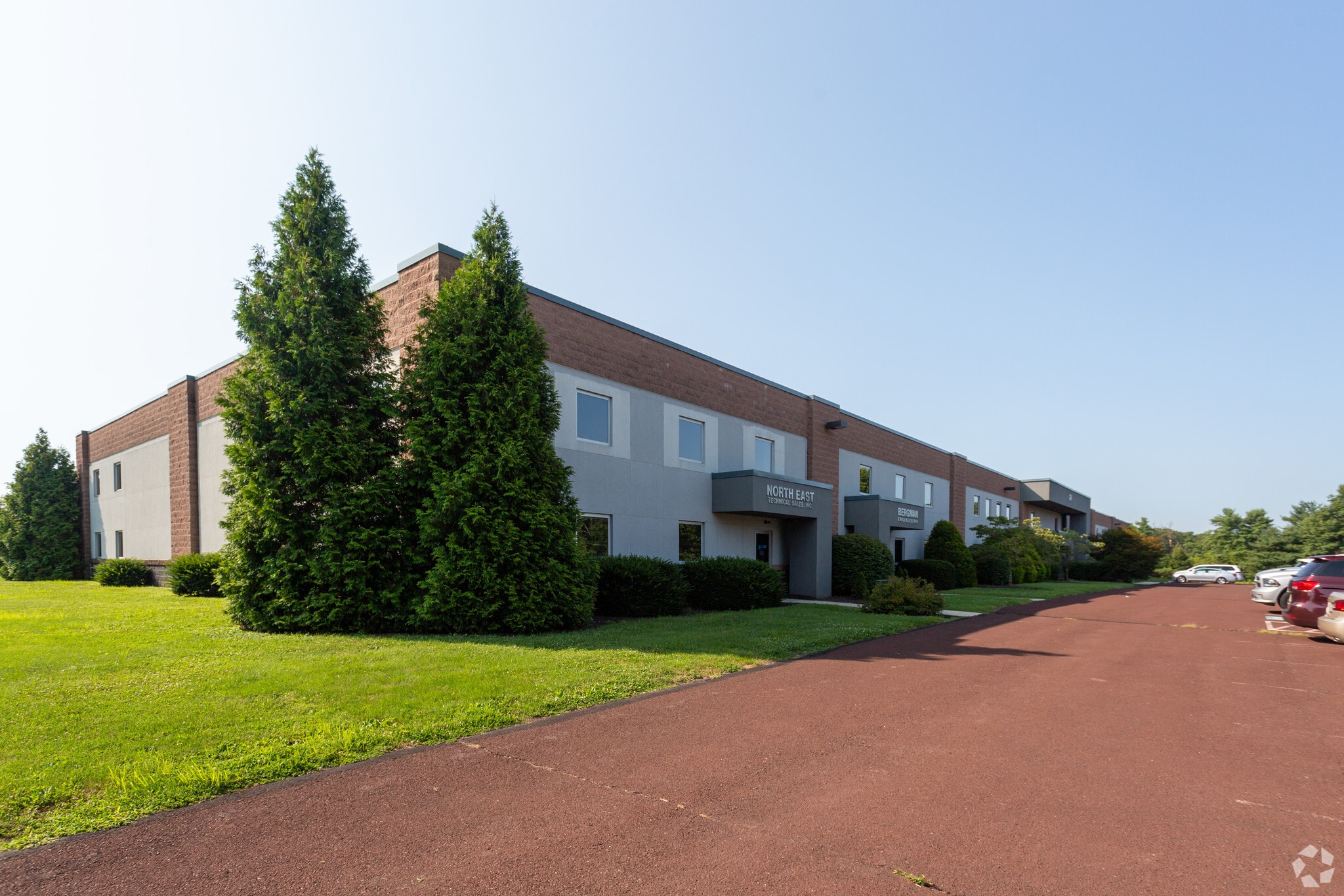 171 Ruth Rd, Harleysville, PA for lease Building Photo- Image 1 of 10