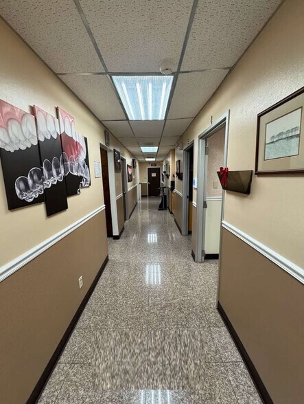 11610 Slauson Ave, Whittier, CA à louer - Photo du bâtiment - Image 3 de 6