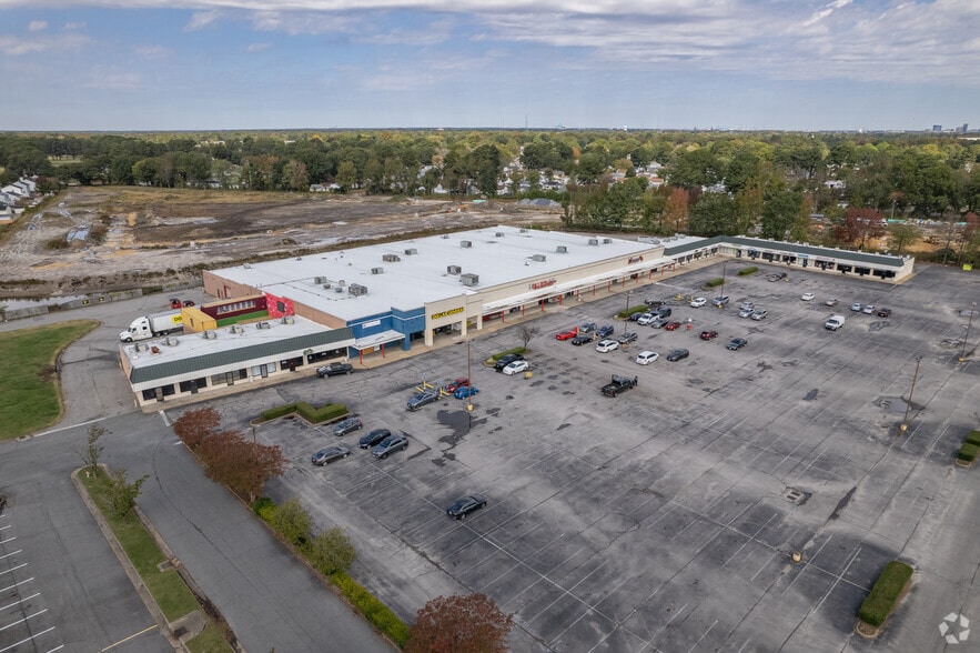 4520-4644 George Washington Hwy, Portsmouth, VA à louer - Photo du bâtiment - Image 3 de 7