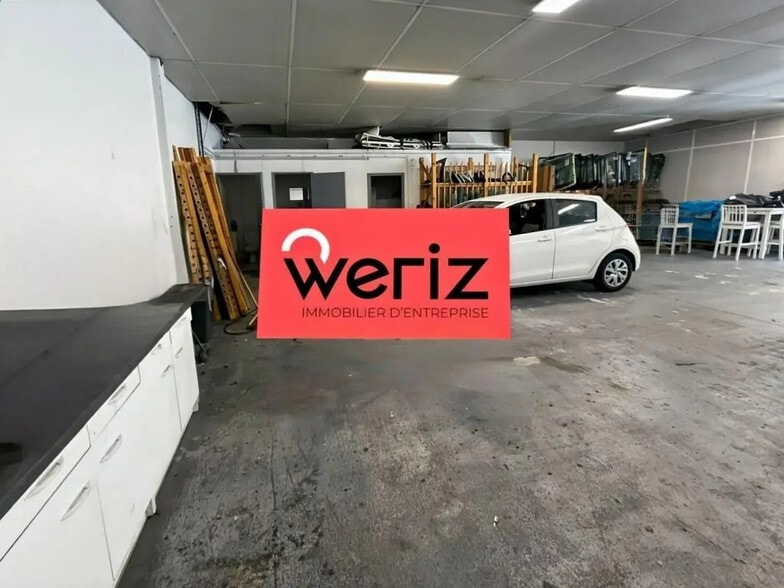 Office in Gémenos for lease - Interior Photo - Image 2 of 5