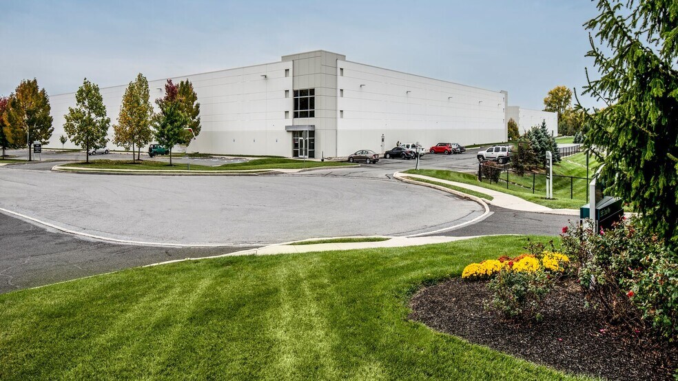 2655 Brodhead Rd, Bethlehem, PA à louer - Photo du bâtiment - Image 1 de 5