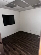 15500 Erwin St, Van Nuys, CA for lease Interior Photo- Image 2 of 5