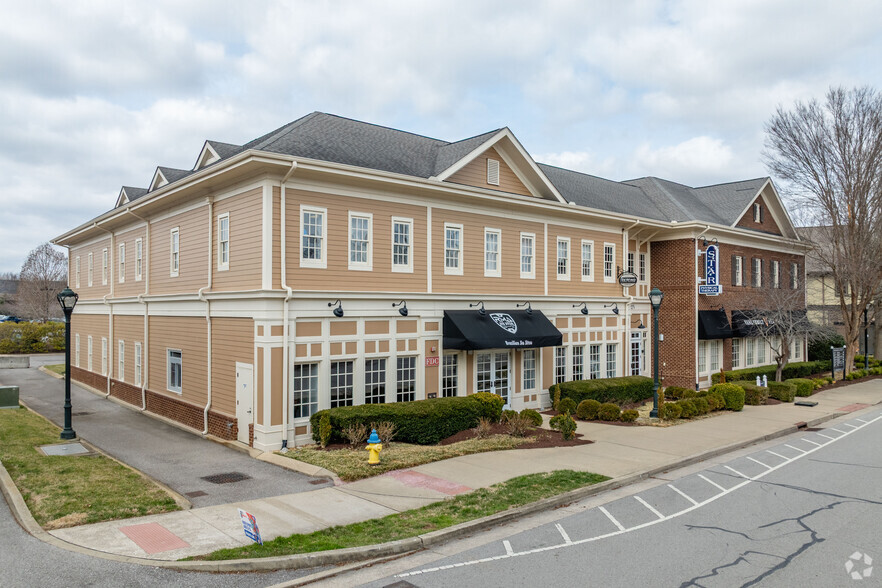 1025 Westhaven Blvd, Franklin, TN for lease - Building Photo - Image 2 of 5
