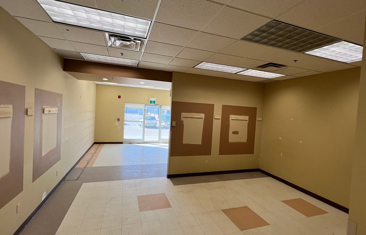 801-925 18th St N, Brandon, MB for lease Interior Photo- Image 1 of 5