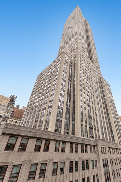 20-28 W 33rd St, New York, NY à vendre - Photo du bâtiment - Image 2 de 2