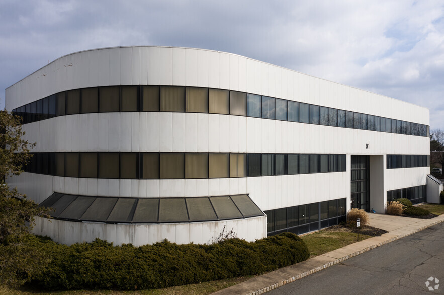 91 New England Ave, Piscataway, NJ for sale - Building Photo - Image 1 of 1