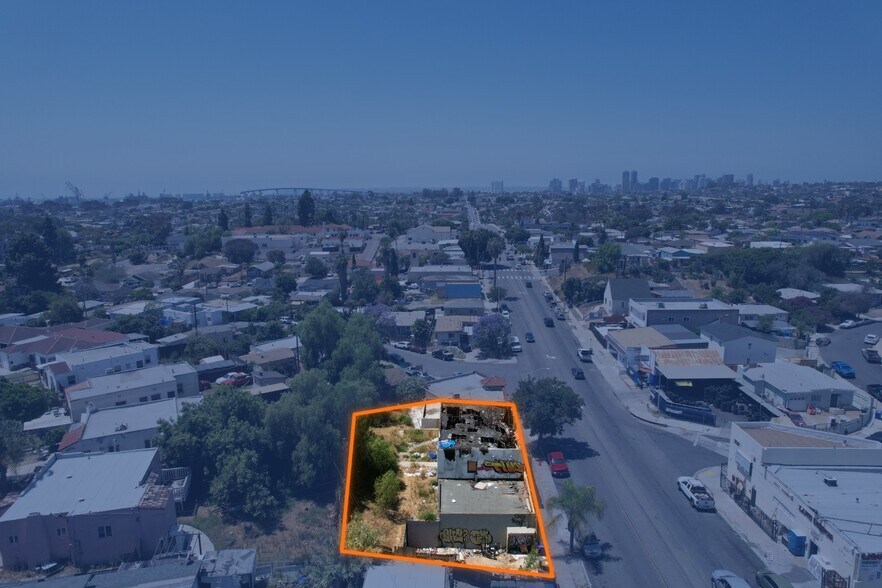 3651 Ocean View Blvd, San Diego, CA à vendre - Photo du bâtiment - Image 3 de 4
