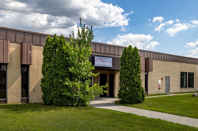 More details for 2270-2294 Rue De La Province, Longueuil, QC - Industrial for Lease