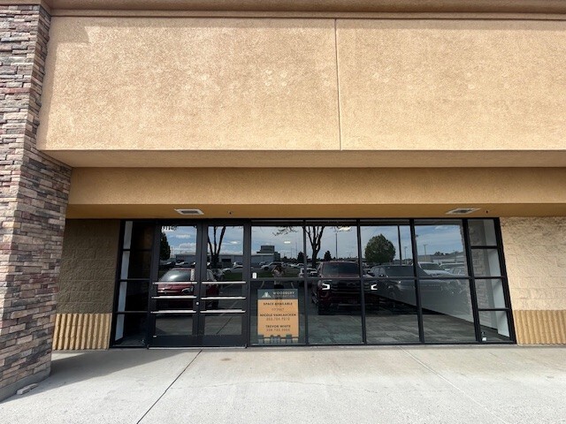 1824-1920 Blue Lakes Blvd, Twin Falls, ID à louer Photo du bâtiment- Image 1 de 8