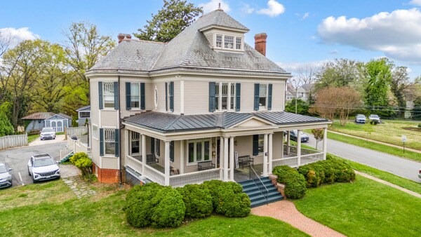 2525 Rivermont Ave, Lynchburg, VA à vendre - Photo du bâtiment - Image 3 de 26