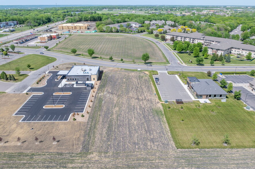 1521 Adams St, Mankato, MN for sale - Aerial - Image 1 of 4