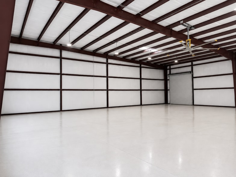 4325 McBrayer Rd, Oakwood, GA for lease - Interior Photo - Image 3 of 5