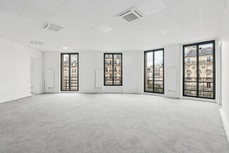 Plus de détails pour 13 Place Kossuth, Paris - Bureau à louer
