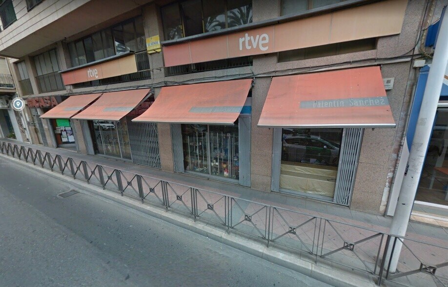 Retail in Elche for sale - Building Photo - Image 1 of 1