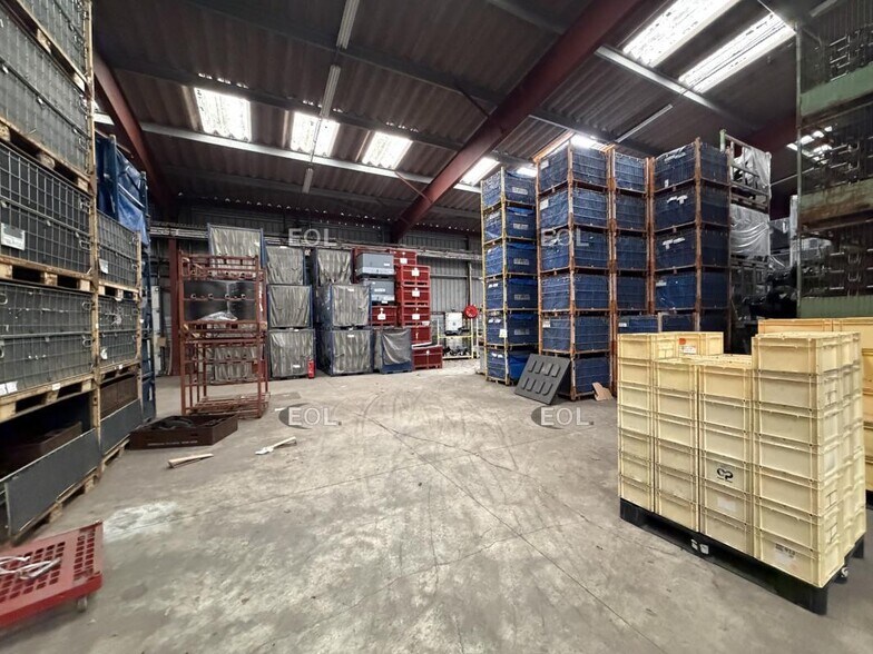 Industrial in Méru for lease - Interior Photo - Image 3 of 8