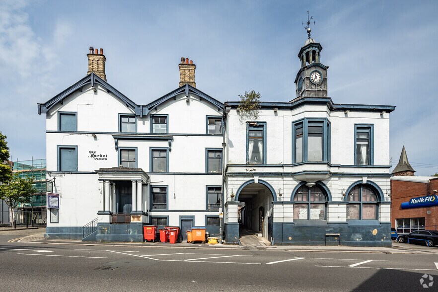 Old Market Pl, Altrincham à vendre - Photo du bâtiment - Image 2 de 8