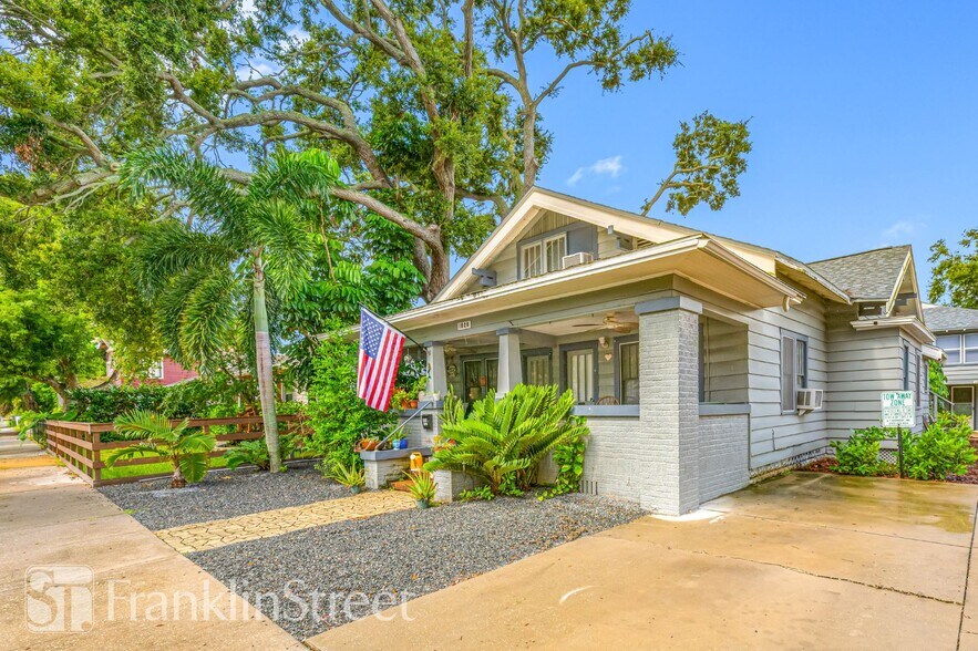 1026 12th St N, Saint Petersburg, FL à vendre - Photo du bâtiment - Image 2 de 17