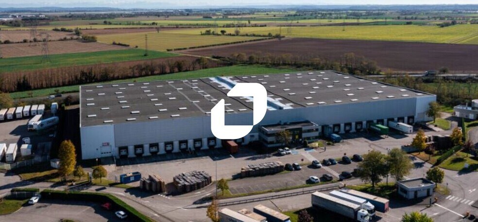 Industrial in Meyzieu for lease - Aerial - Image 1 of 6