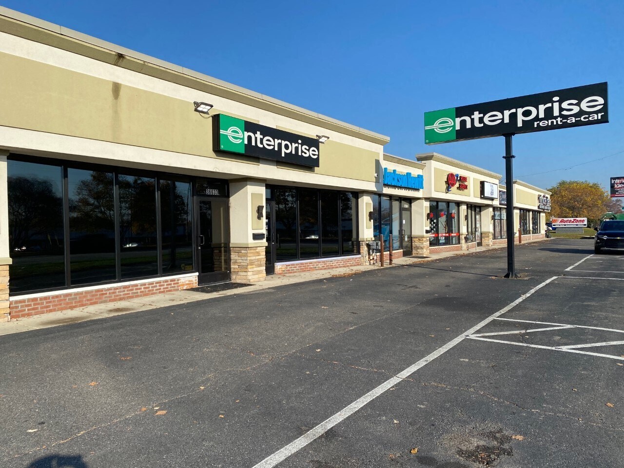 36633-36649 S Gratiot Ave, Clinton Township, MI à louer Photo principale- Image 1 de 4