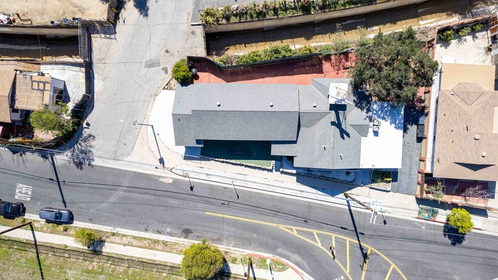 7510 Valaho Dr, Tujunga, CA for sale - Building Photo - Image 2 of 26