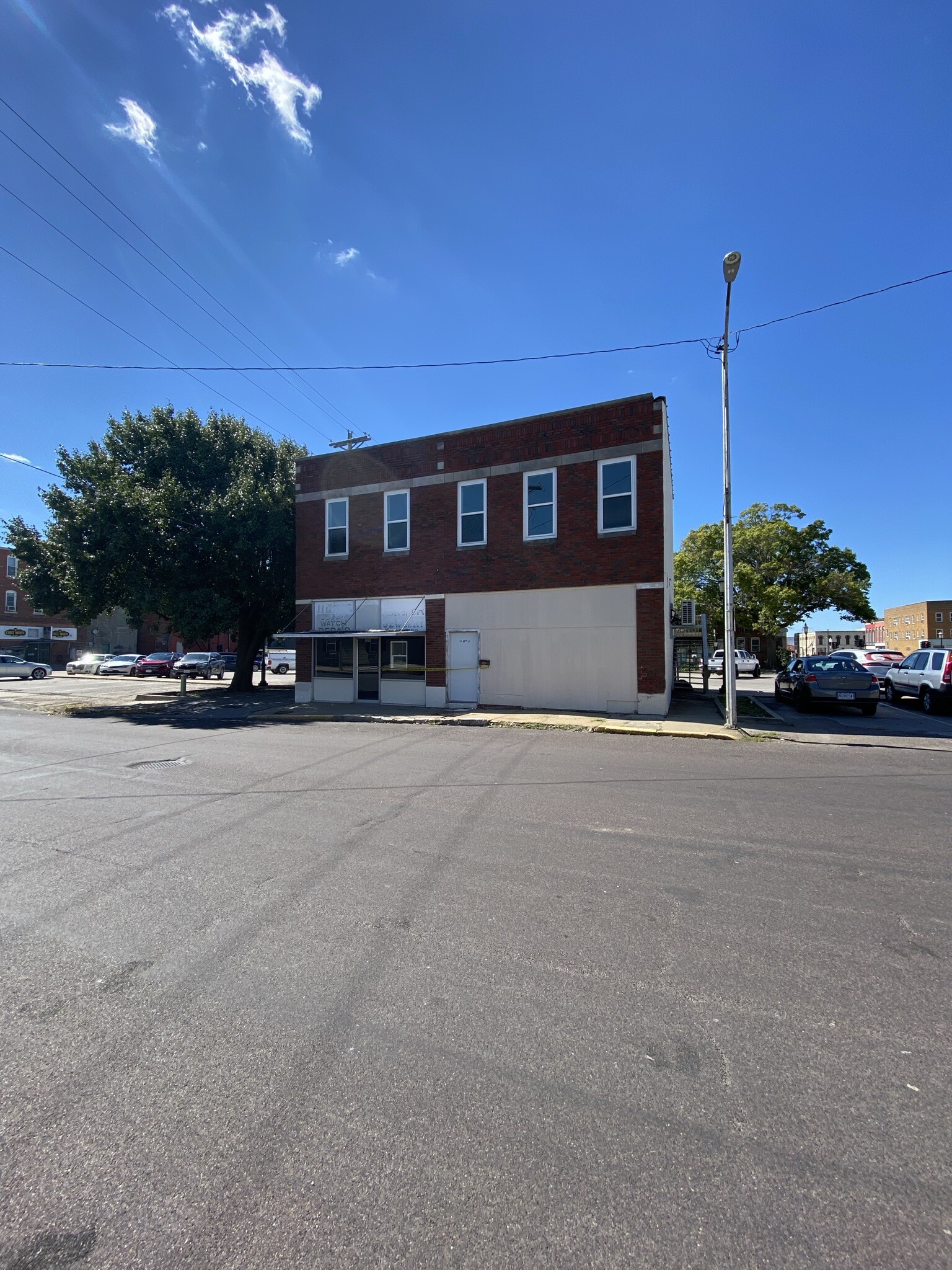 208 S Lamine Ave, Sedalia, MO for sale Primary Photo- Image 1 of 1